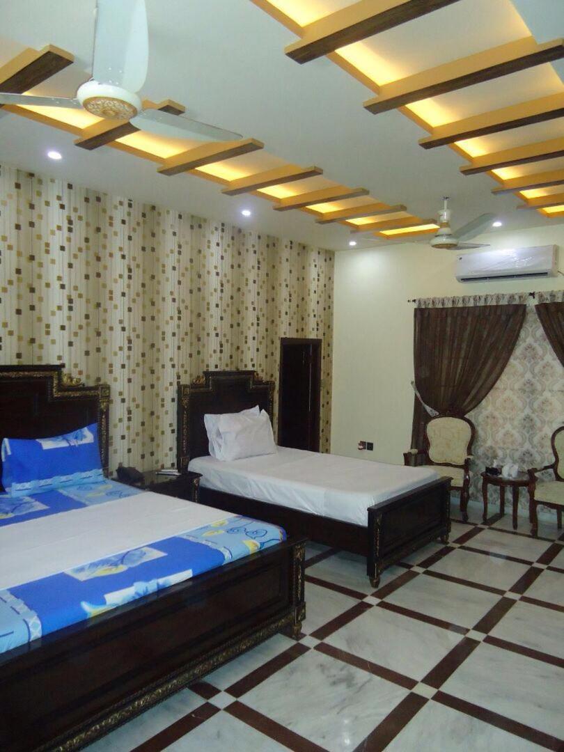 Patel Residency Guest House カラチ エクステリア 写真