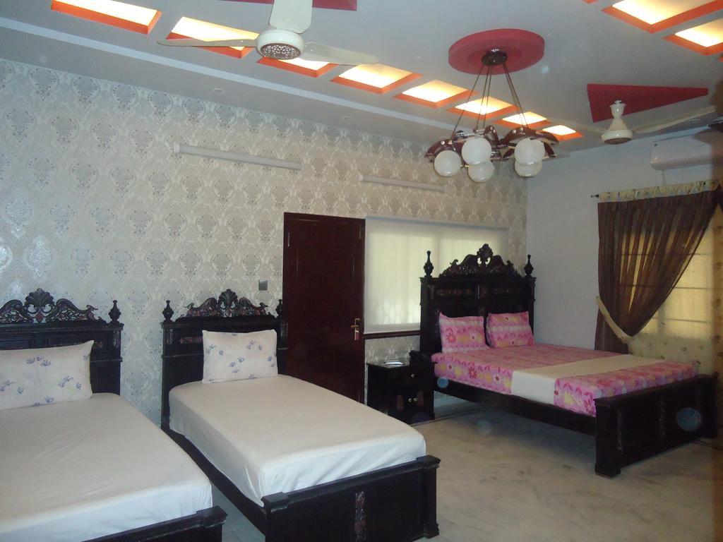 Patel Residency Guest House カラチ エクステリア 写真