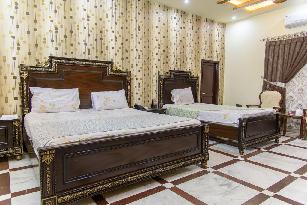 Patel Residency Guest House カラチ エクステリア 写真