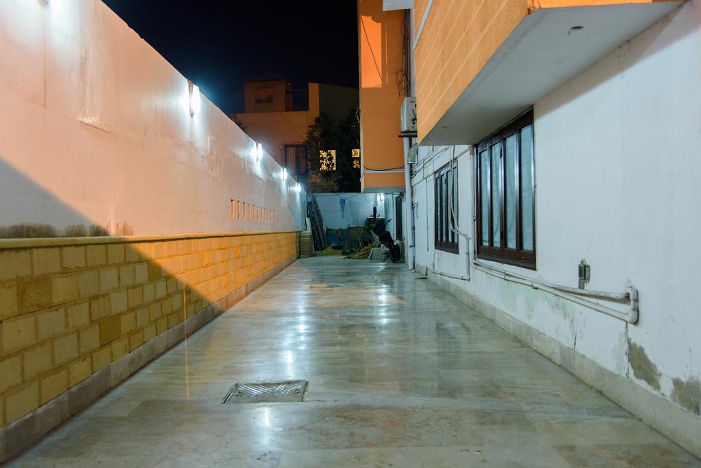 Patel Residency Guest House カラチ エクステリア 写真