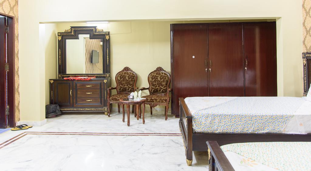Patel Residency Guest House カラチ エクステリア 写真
