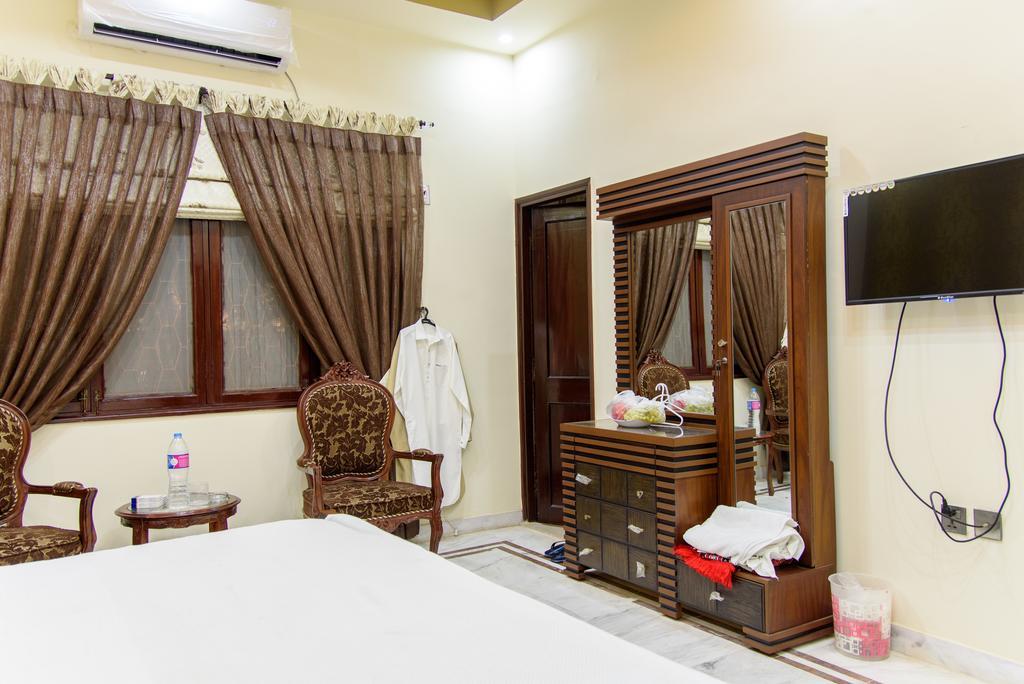 Patel Residency Guest House カラチ エクステリア 写真